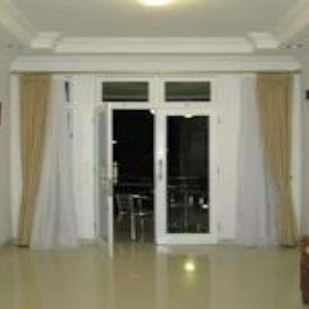 Ge Jacmart Homestay Makassar By Zuzu Luaran gambar